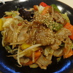 ビストロ茶葉蘭 - 肉野菜炒め