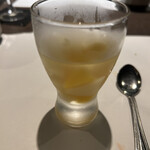 栞庵 やましろ 蟹藤 - もものゼリー