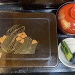 鰻 むさし乃 - うな重、蓋あり。