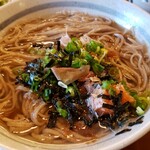 羽根屋 - 薬味と出汁を入れて