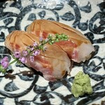 Hirao Yakitori Nikuzushi Nikukushiya - 鯛のお寿司