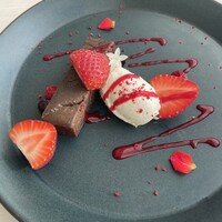 TOOTH TOOTH GARDEN RESTAURANT - 