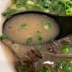 博多長浜らーめん いっき - ねぎらーめん　830円　味付たまご+120円