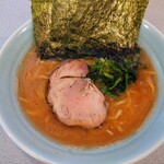 匠家 - らーめん（燻製チャーシュー油多め）750円