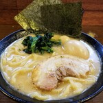 濃厚豚骨ラーメン 濱虎家 - 