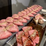 個室焼肉 和牛ホルモン一新 - 