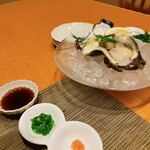 銀座 泉 - 岩牡蠣