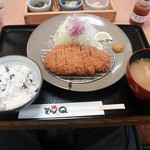 とんＱ - やまと豚ロースかつ定食（中）　1,559円