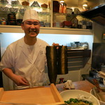 青華こばやし - 25年9月　天然鰻を持つ大将　（了解済）