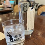 MOON & BACK Ramen Bar & Branch Cafe - 