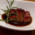 ウエストパパ - ＤＡＹ－３：肉（たぶん房総牛のステーキ）・赤ワインソース