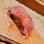 匠 進吾 - 大トロ、鮪は塩釜、100kg