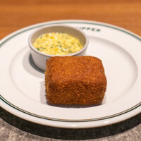 THE UPPER - フロマージュ・ド・テット・豚頭肉のテリーヌのカリカリ焼き