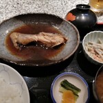 なみはな - 銀だらの煮魚定食♪