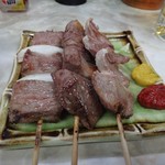 炭火焼　とん公 - タン・ハツ・かしら