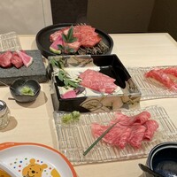 牛刺しと焼肉 仔虎 クリスロード店 - 