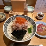 日本橋海鮮丼 つじ半 前橋店 - 