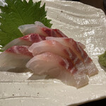 旬菜・日本酒 いっさいがっさい - キチヌのお刺身、タイ科の魚らしい