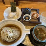 Chuukasoba Narugami Shokudou - 鉄観音と大根出汁〆鱧塩つけ蕎麦、特製トッピング