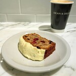 DEAN & DELUCA CAFE - 