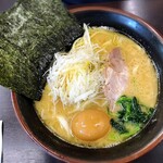 とんぱた亭 - ネギラーメン、味玉追加トッピング