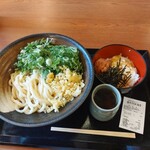 香の川製麺 - ネギトロとろろ丼とぶっかけうどんのセット