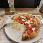 Zecchini Pizza Bancarella - マルゲリータ・Ｄ.Ｏ.Ｃ. レギュラーサイズ28cm