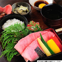 近江牛サーロイン焼きしゃぶ御膳