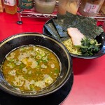 豚骨醤油ラーメン 王道家 - つけ麺950円