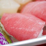 トミツネ水産 - よく見るとサシも入ってます