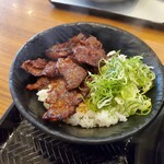 カルビ丼とスン豆腐専門店 韓丼 - 