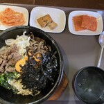 韓国料理ジャンチ村 - 石焼きプルコギビビンバ@1,000円