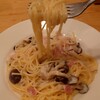 OSTERIA GIRASOLE - ベーコンときのこのクリームスパゲティ