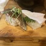 魚路 - 季節のオススメメニュー「炙りトロいわし・平目えんがわ」