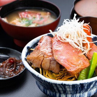 徳造丸 金目鯛の駅_2