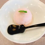 日本料理　たけむら - 桃シャーベット