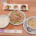 Chuugokuryouri Horiuchi - お昼の定食