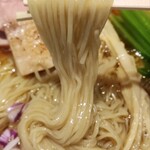 超純水採麺 天国屋 - 麺の感じ