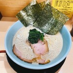 家系ラーメン 薩摩家 - 