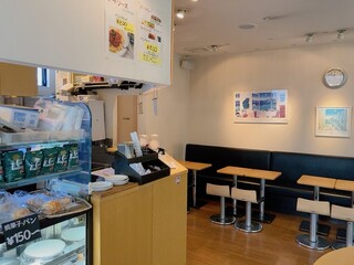 Cafeteria WING - 店内１
