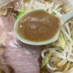 ラーメン東横 - スープ
