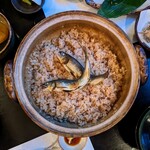 郷土料理ともん - 鮎の炊き込みご飯