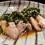 Boiled chicken and chives with soy sauce