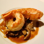 レストラン・セン - 活け手長海老と平茸のフリカッセ