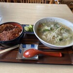 お食事処美濃 - 