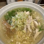 中華厨房あんにん - 蒸鶏のネギ生姜ラーメン(塩味) 