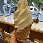 さっぽろ時計台 北のブランドショップ - 