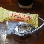 キッチン ブルー グローブ - お菓子のアップ