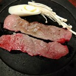 まんぼう - 石焼きプレートでじわじわと加熱。