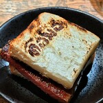焼肉うしどし - 温菜：本日の厳選部位 ブリオッシュサンド